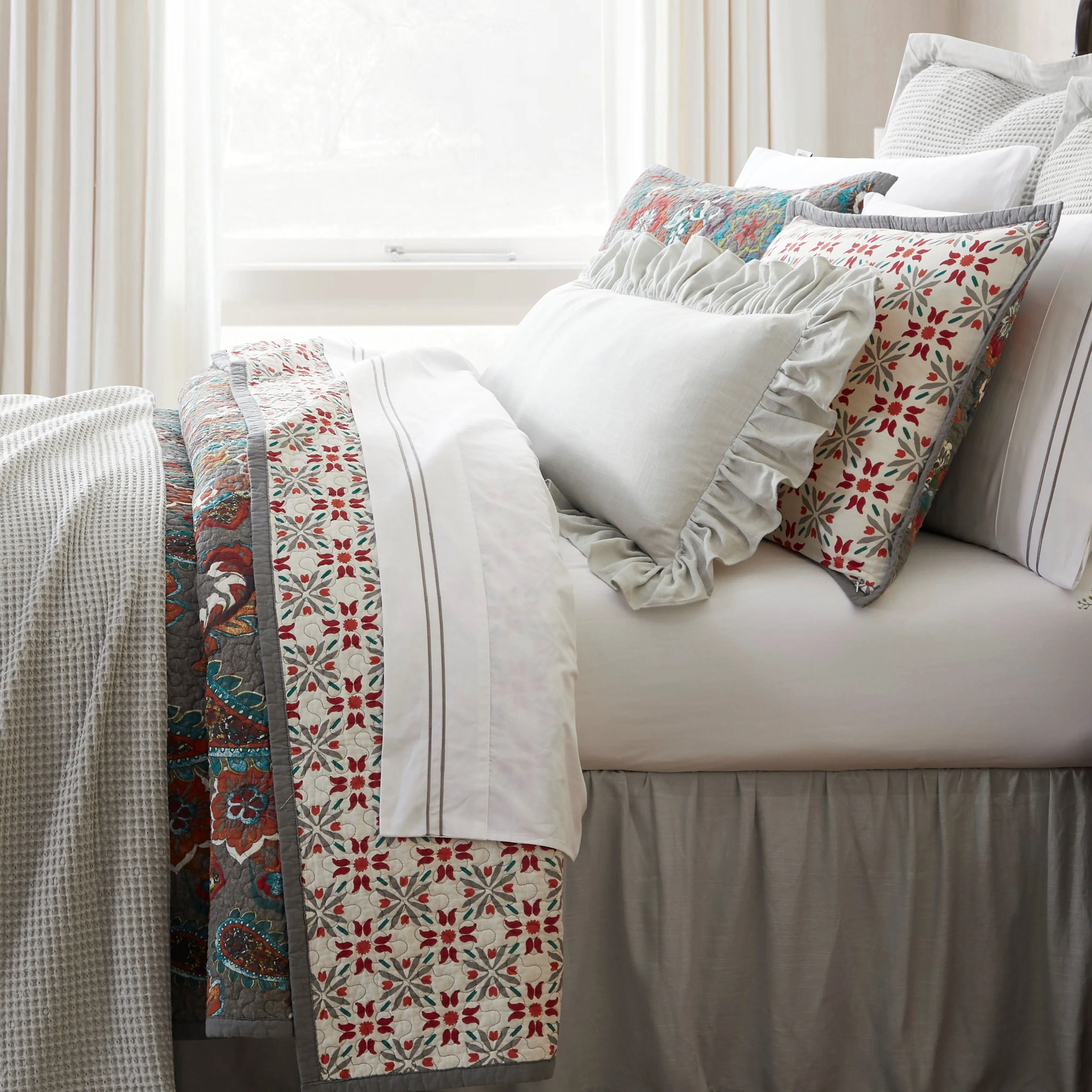 Abbie Western Paisley Reversible Quilt Set