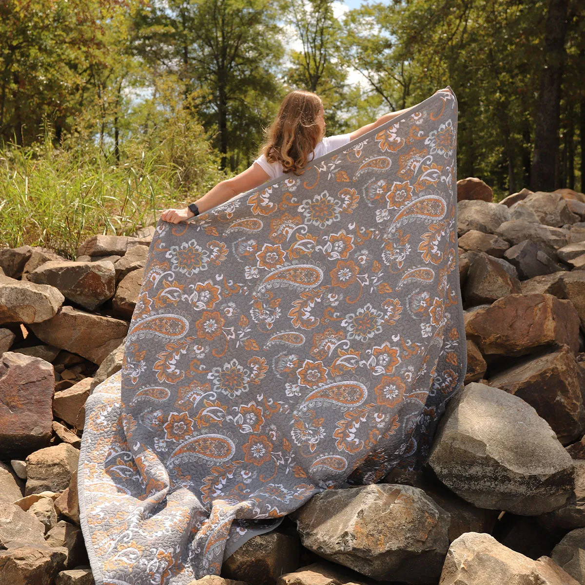 Abbie Western Paisley Reversible Quilt Set