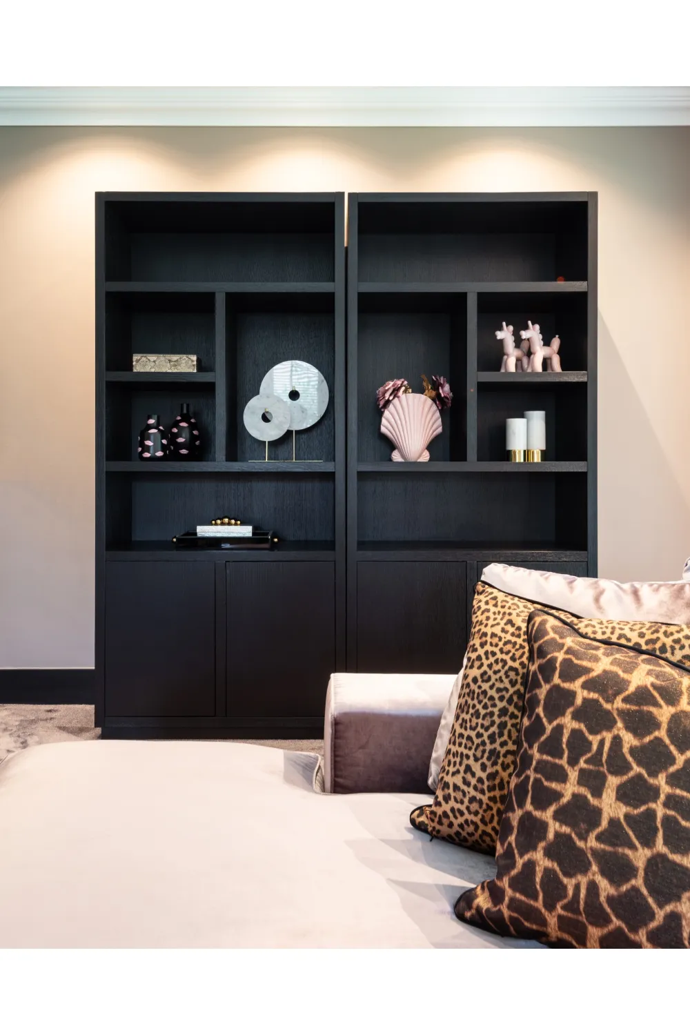 Black Oak Bookcase | OROA Oakura