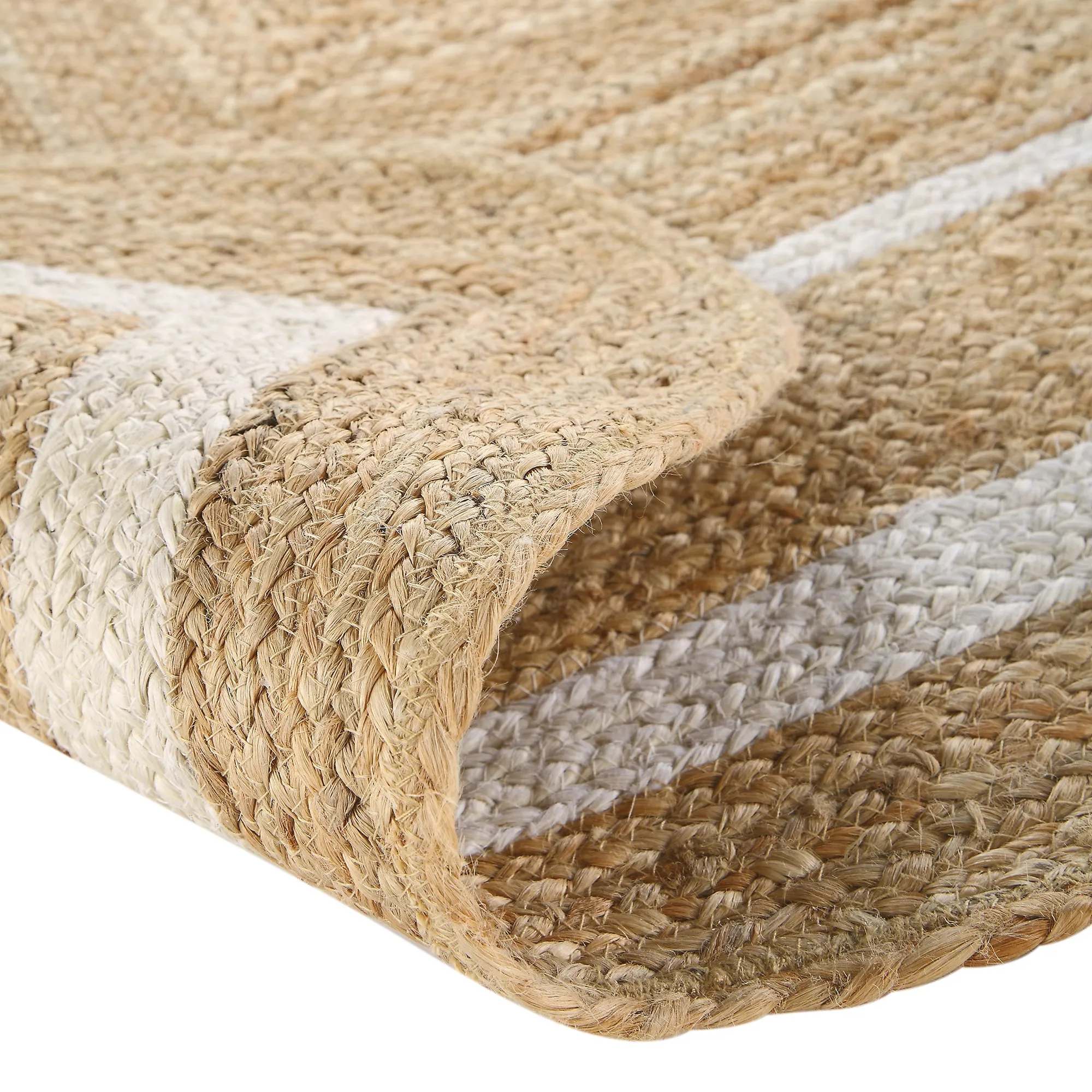 Hand-Braided Evie Jute Rectangular Rug with Scallop Design