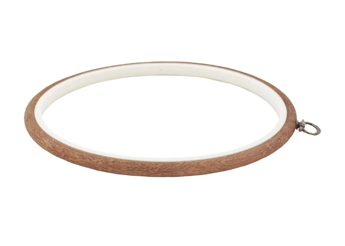 Nurge Flexi Embroidery Hoop ROUND, Woodgrain finish color