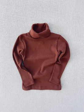 organic cotton turtleneck - chestnut